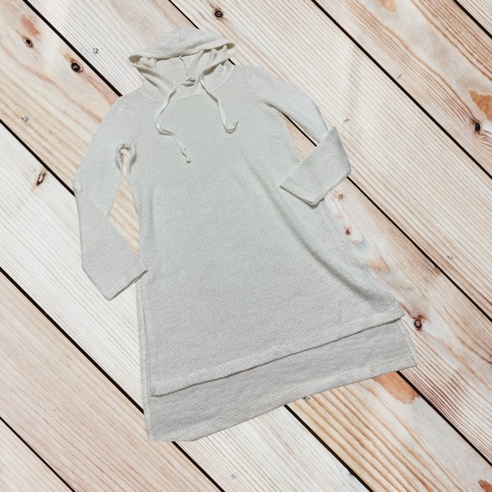 White Crow M ivory white textured high side slit hoodie